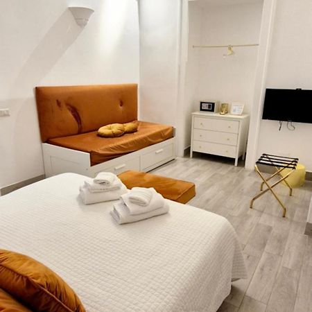 Maison Marinella Boutique Room Nápoly Kültér fotó